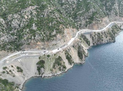Επιταχύνονται οι εργασίες στο οδικό τμήμα Ροβιές - Ήλια - Λουτρά Αιδηψού