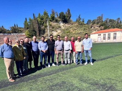 Νέος χλοοτάπητας στο γήπεδο ποδοσφαίρου του Λυκείου – Γυμνασίου Κύμης