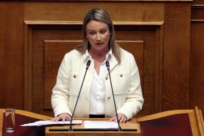 Η Βουλευτής κ. Κατερίνα Καζάνη επανέρχεται με νέα ερώτηση σχετικά με την ενίσχυση «My Business Support»